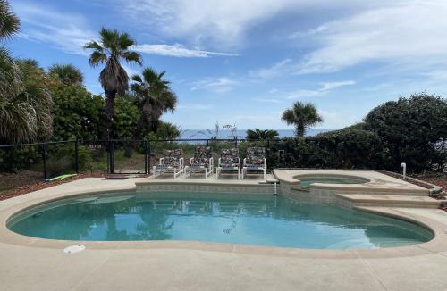 Bostroms House | Seaside Serenity Direct Oceanfront