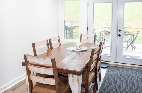 Mathias Cabin | Secluded cabin on 20acres boarding the George Washington National Park