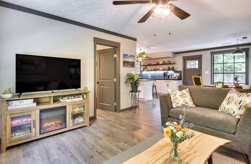 Old Fort Cottage | Secluded Mountain Retreat: 30 Mi to Asheville!
