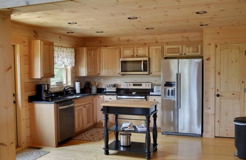 Black Mountain Cabin | Serenity Awaits: Secluded Cabin Rental in Black Mountain, North Carolina