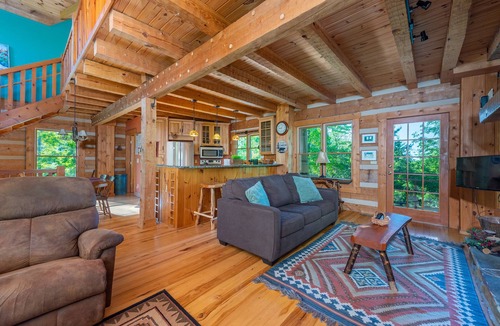 Old Fort Cabin | Serenity Cabin | Pet friendly, Hot Tub & Private Dock on Lake George
