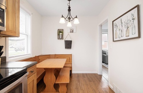 Kingsport House | Single-Level Kingsport Home · Sleeps 6 · Pets OK