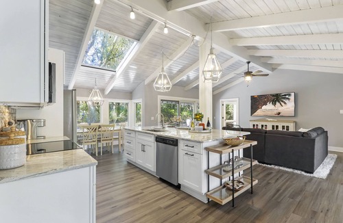 Heritage Woods House | Single level Sea Pines home with a hot tub, just a short walk to the beach!