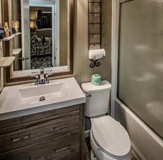 Sugar Mountain Apartment | Ski-In Ski-Out Sugar Mountain Getaway with Views and Heated Pool, Hot Tub, Sauna, Gym, and EV