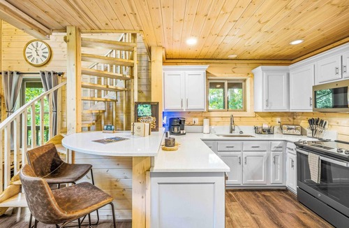 Cleveland Cabin | Sky's the Limit - 10% OFF or 4th Night Free - Ask for details!
