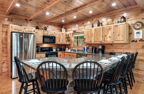 Pittman Center Cabin | Sleeps 16 Panoramic Mountain Views Hot Tub Game Room Near Gatlinburg