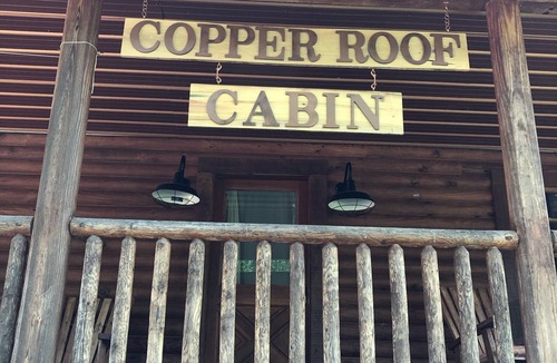 Northern Cabin | Snuggled in the mountains of Bergoo, the Copper Roof Cabin awaits your visit.