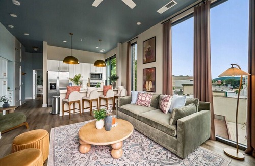 Old City Condo | South Gay Skyline | Prime Location in Knoxville