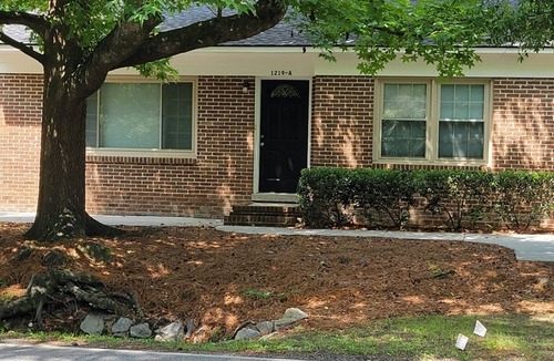 West Ashley Apartment | Southern Charm~A is 4 miles to Downtown and Close To All Areas