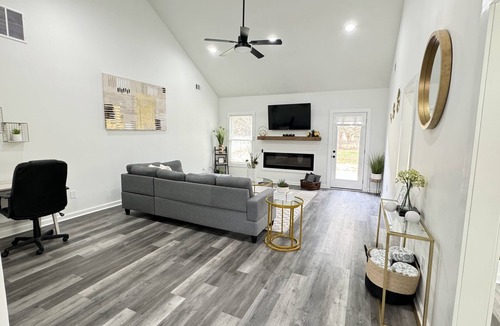 Loganville House | Spacious 3BR Loganville Retreat w/Yard