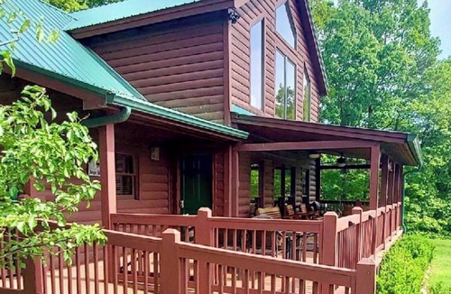 Spencer Cabin | Spacious 4B-3B cabin-Stunning Views-Beautiful outdoor areas-By Fall Creek Falls