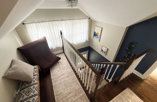 Berwyn House | Spacious 5-bedroom bungalow in welcoming Berwyn