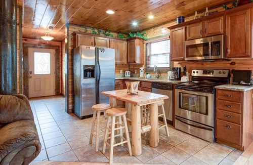 Hemlock Hills Cabin | Spacious 5-bedroom cabin in Gatlinburg with Fireplace,Hot tub,Theater,Game-Room