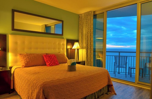 Downtown Myrtle Beach Condo | Spacious 5-Bedroom Oceanfront Condo in Myrtle Beach