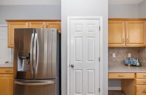 Charlotte House | Spacious 5BR Home w/Arcade Game Room Near UNC Charlotte & Mallard Creek