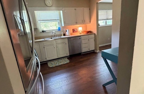 Spring Hill House | Spacious home in friendly neighborhood. Near hospitals, sports, downtown.