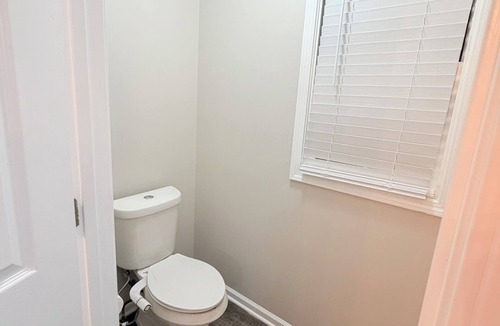 Dallas House | Spacious king suite house in peaceful Dallas GA. Very quietly