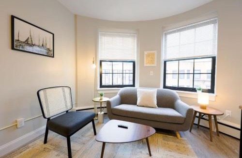 Prudential - St. Botolph Apartment | Spacious Studio Prudential Area