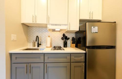 Prudential - St. Botolph Apartment | Spacious Studio Prudential Area