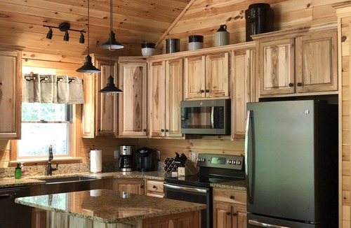 Berkeley Springs Cabin | Spectacular couples retreat, private wooded location, dog friendly, Fiber WiFi