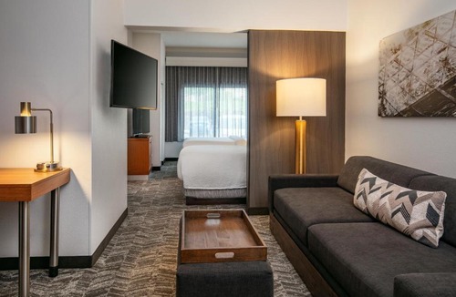 Hummelstown Hotel | SpringHill Suites by Marriott Hershey Near The Park