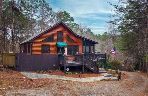 Murphy Cabin | Starry Night Hollow in Murphy, NC by Lees Acres