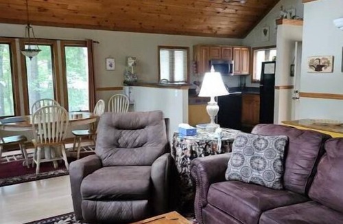 Skyland Cabin | Stay for the PGA TOUR - Asheville Cabin w/Hot Tub