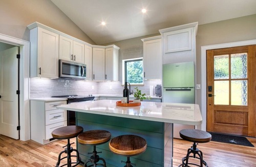 Johnson City Ski Chalet | Still Waters on Watauga River