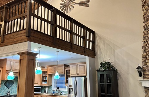 Benton House | Stunning Kentucky Lake farmhouse. Perfect for entertaining or relaxation. 19244