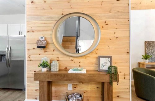 Westminster Cabin | Stylish Lakehouse with Black-and-White Modern Design near Lake Hartwell, Clemson SC