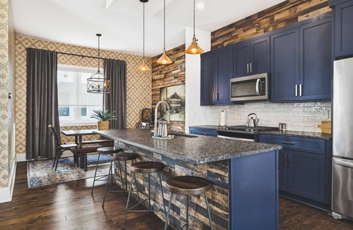 East Hill House | Stylish Nashville Retreat - Quick ride to Broadway, Grand Ole Opry, Nissan +