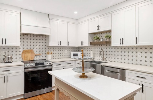 Northlake House | Stylish, Newly Renovated Home in Prime Location!