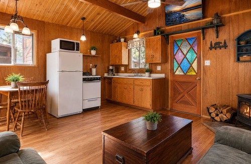 Sugarloaf Cabin | Sugar Pine