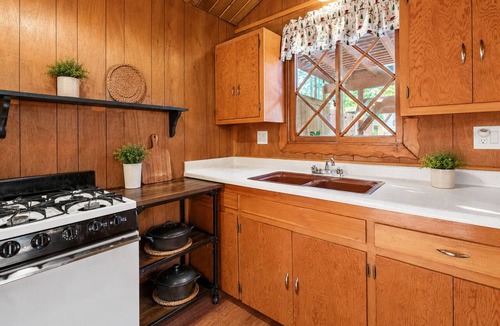 Sugarloaf Cabin | Sugar Pine