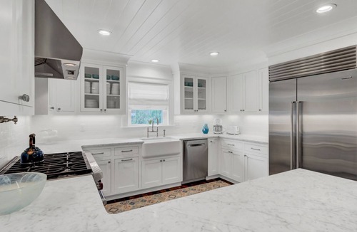 Sullivan's Island Villa | Sullivans Local! | 1307 Cove Avenue by AvantStay | Pool + Outdoor Living