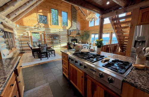 Ridges Over the Lake House | Sunrise Ridge – Lake & Mountain View Luxury