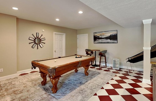 Blakeslee House | Take-A-Break