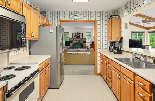 Sunset Cove House | Taylormade Lake House - Mr Lake Lure Vacation Rentals