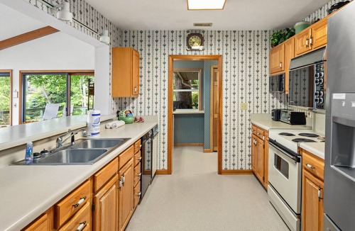 Sunset Cove House | Taylormade Lake House - Mr Lake Lure Vacation Rentals