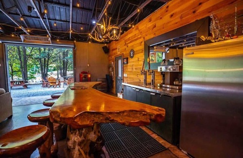 Copperhill Cabin | The Angler | Dog-Friendly Log Cabin, Hot Tub, Pond