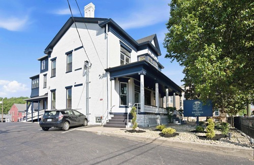 Covington Condo | The Bavarian Inn 5 Artsy Gem