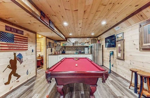 Necowa Cove Cabin | The Bear Necessities