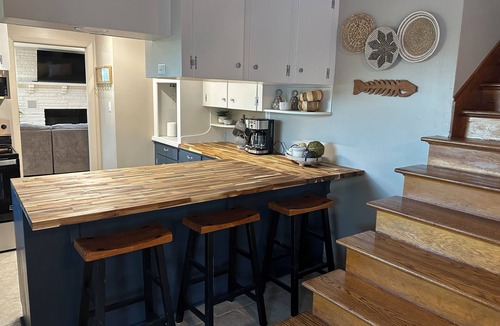 Rutledge House | “The Big House , Free kayaks ,Boat Slip, Pontoon rental and golf !