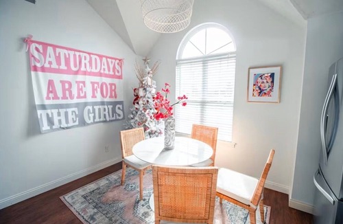 Owensboro House | The Bluegrass Barbie