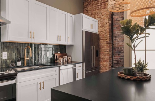 Arts District House | The Carraway Suite Luxury Walk to Broadway!