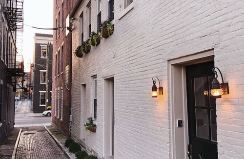 Pendleton House | The Carriage House at Bar Saeso