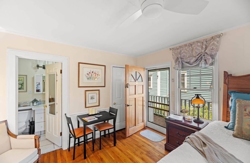 Weaverville Cottage | The Garden Studio at Blue Ridge Hideaways