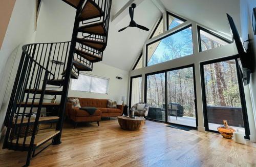 Balsam Grove House | The Haven at Valley Bear Farms Resort