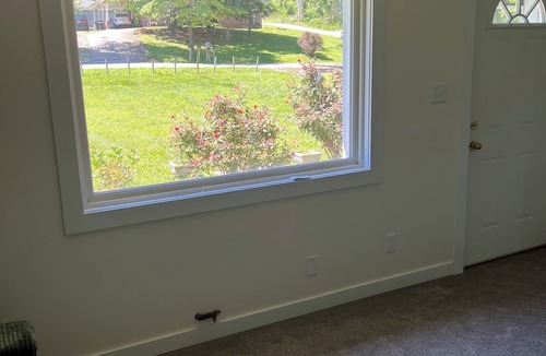 Livingston House | The Miller House-Charming 2-bedroom house with AC in cozy Livingston