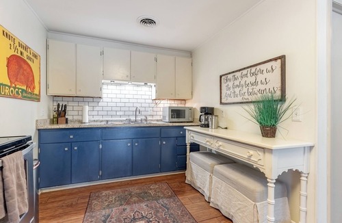 Livingston House | The Miller on the Livingston Square!